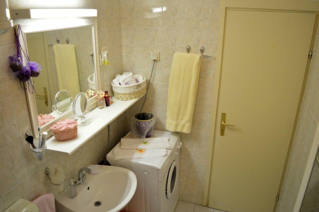 Apartments Sunce Makarska Esterno foto